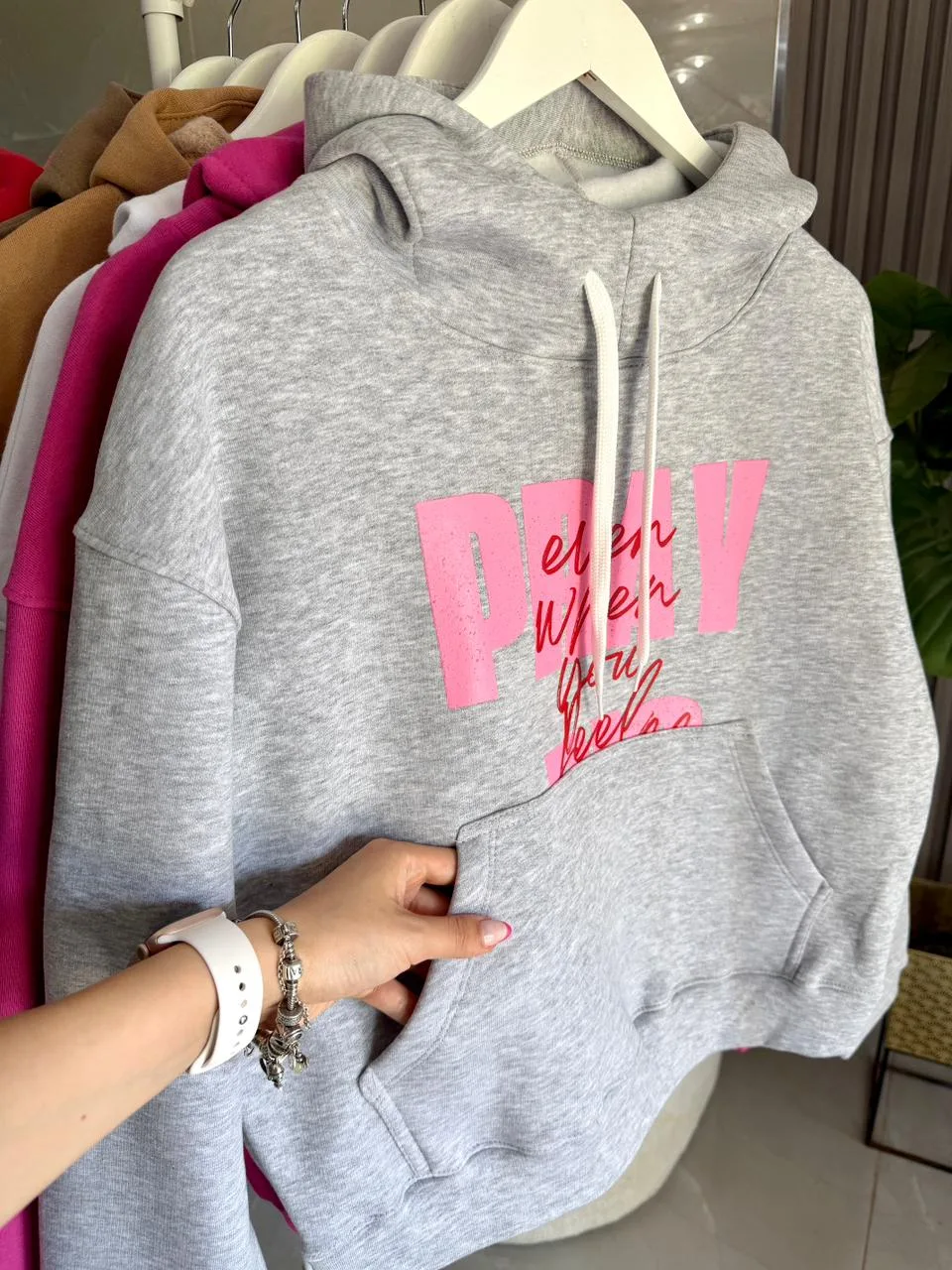 Alternative view of Buzo canguro PRAY