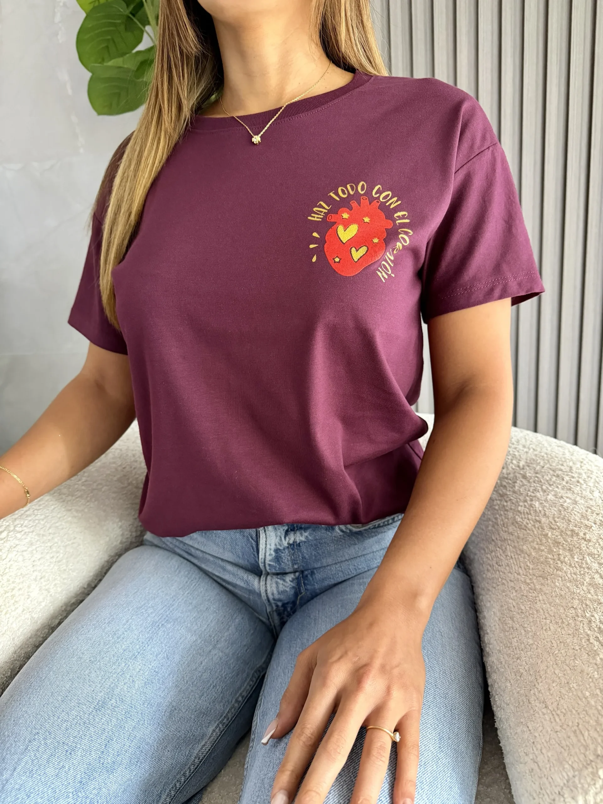 Alternative view of Remera HAZ TODO CON EL❤️
