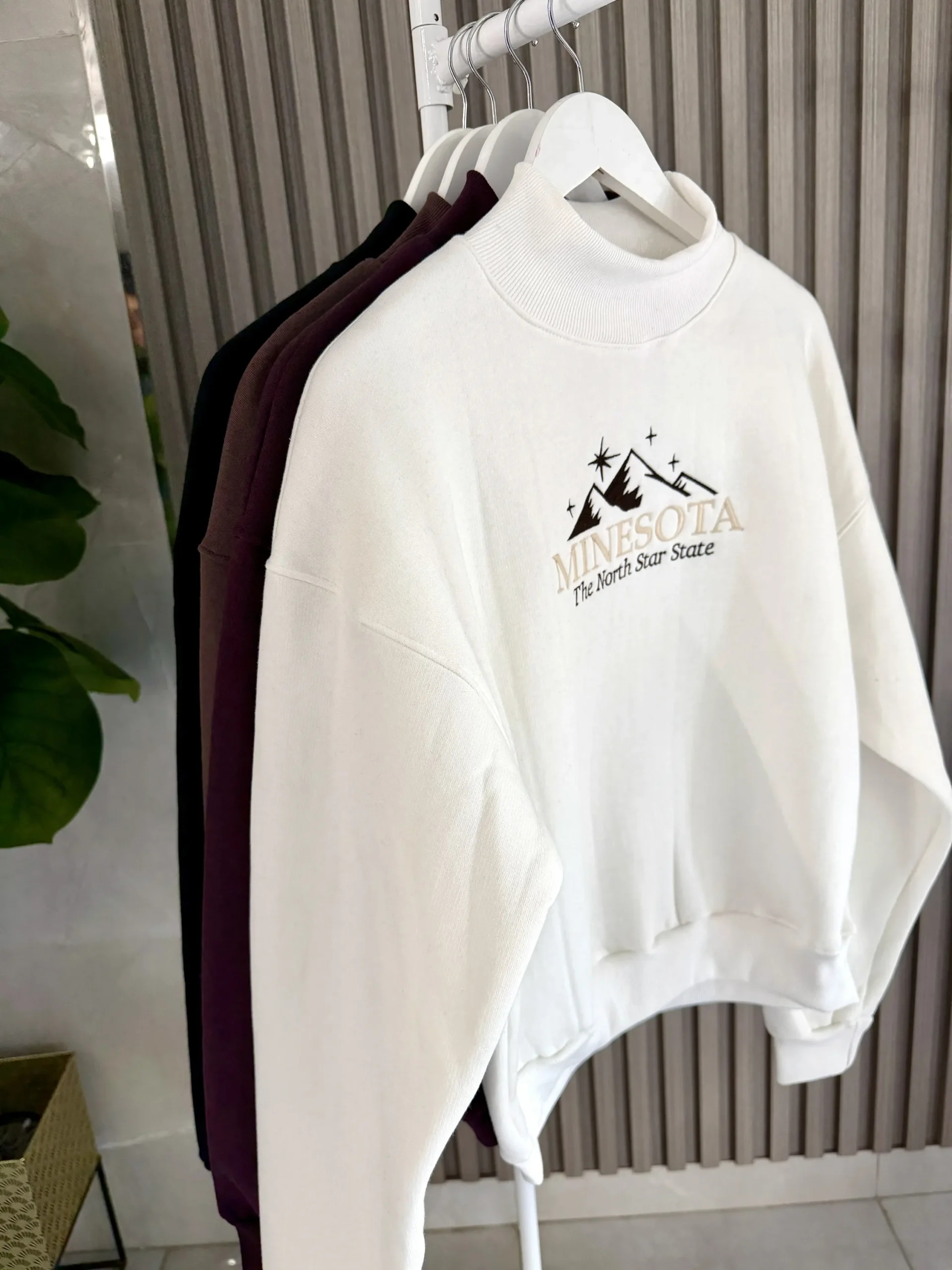 Alternative view of Buzo cullo alto MINESOTA