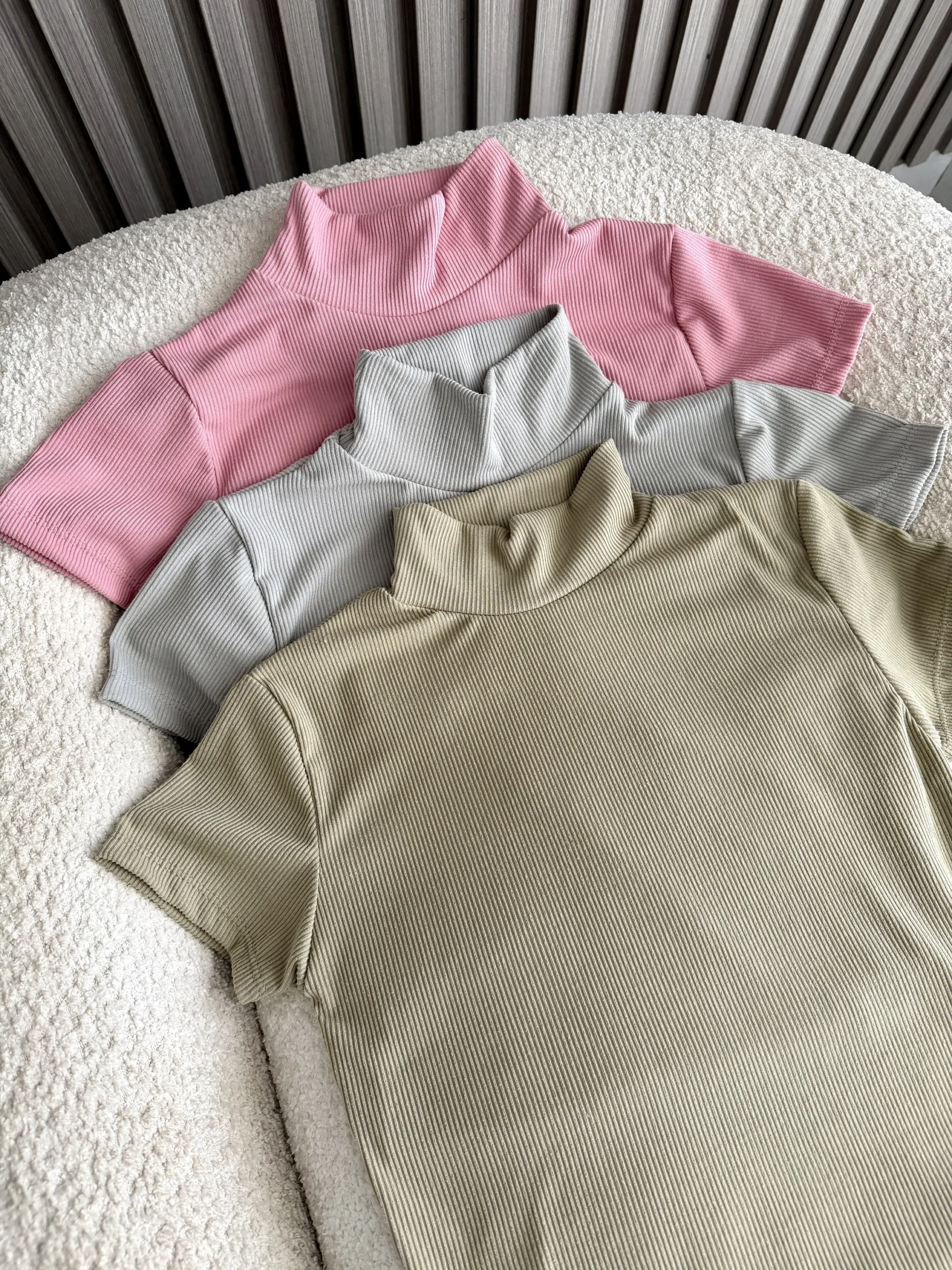 Remera cuello alto/polera - Image 3