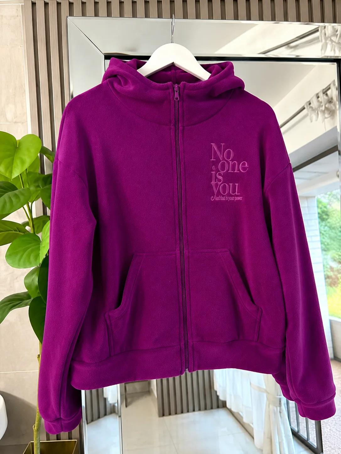 Alternative view of Campera ONE IS YOU cuello alto/ POLAR
