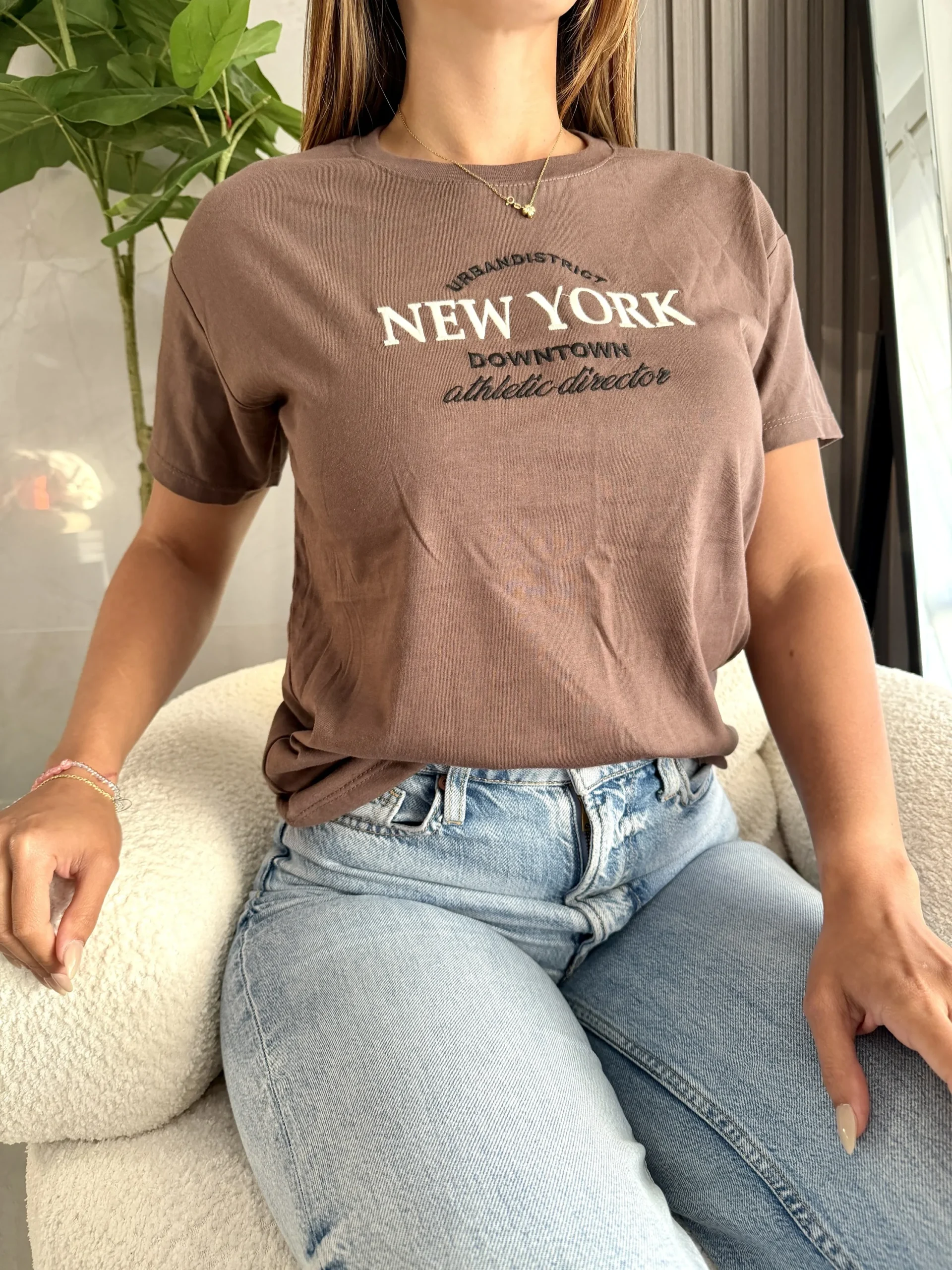 Alternative view of Remera bordada New York