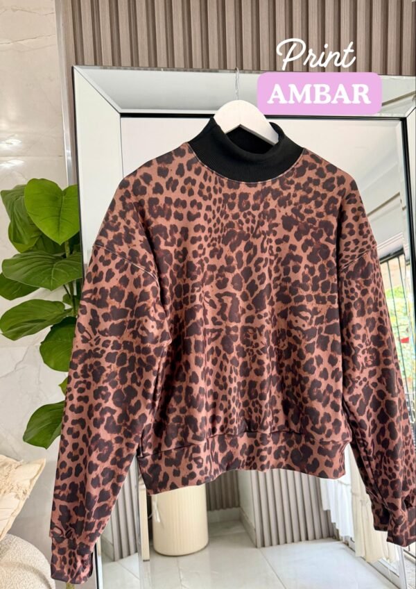 Buzo Print Cuello Alto - Imagen 3