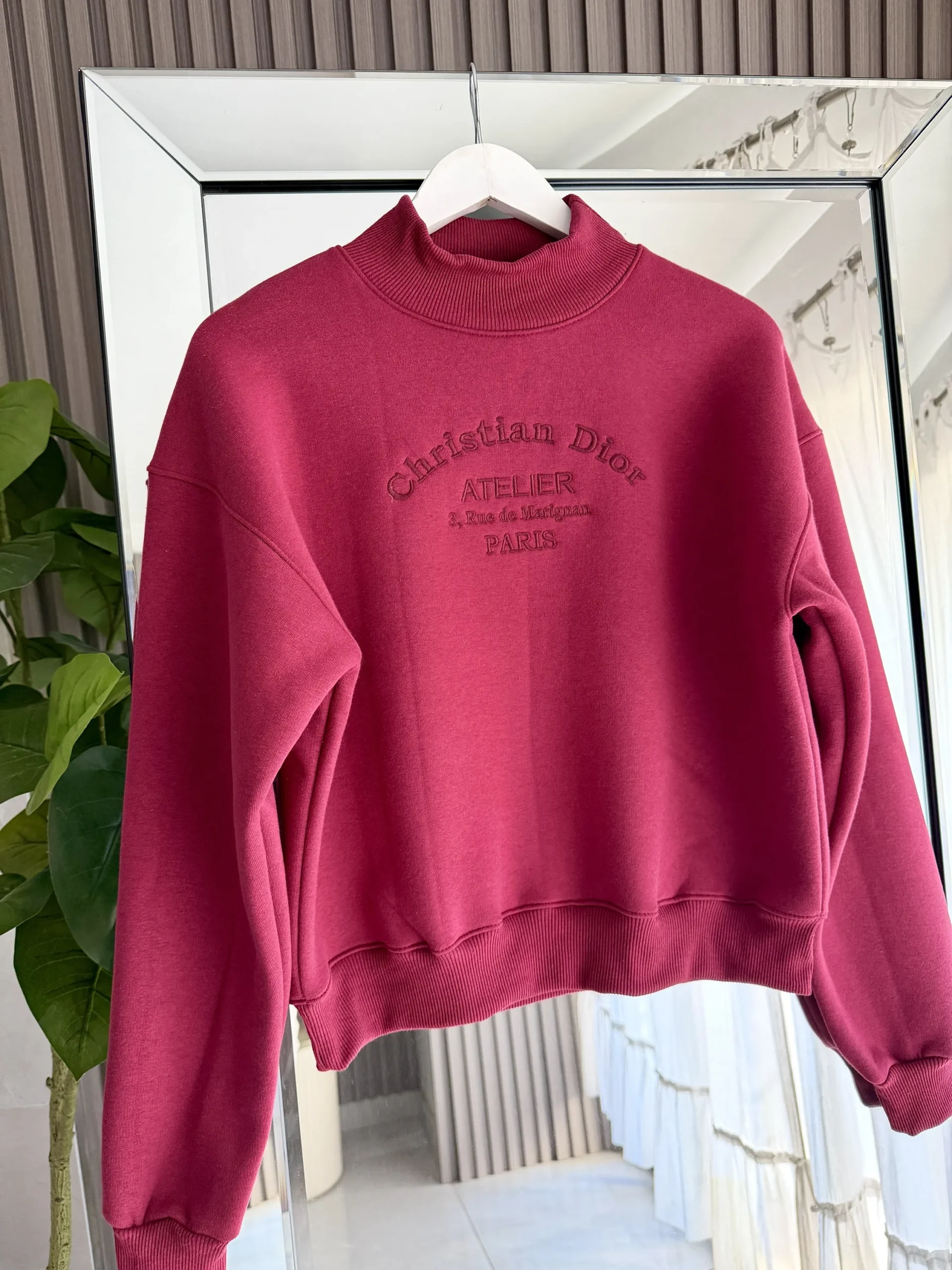 Buzo cuello alto Dior