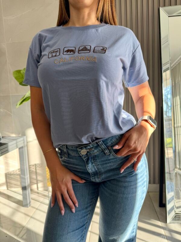 Remera Bordada CALIFORNIA - Imagen 2