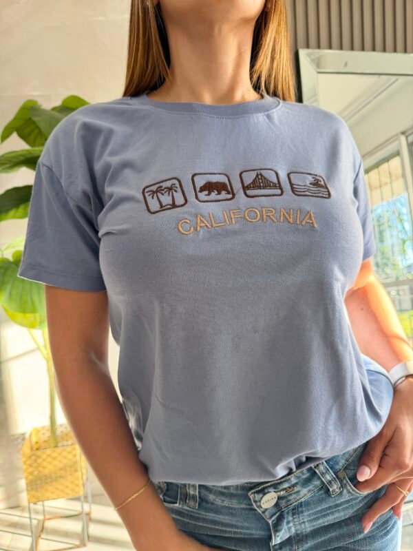 Remera Bordada CALIFORNIA - Imagen 3