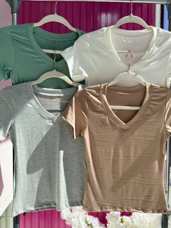 Remera ESCOTE V - Imagen 8