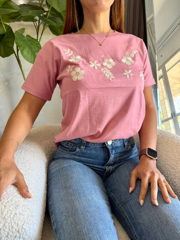 Remera Bordada FLORES - Imagen 3